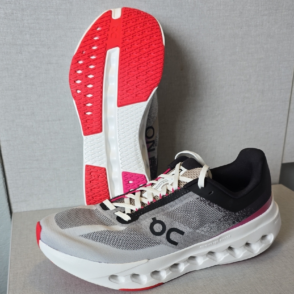 Oncloudsurfernext, New Black, Grey, Red & White. (w 9.5).